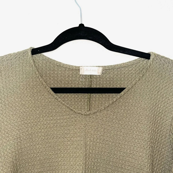 Altar’d State Olive Green Waffle Knit Asymmetrical Hem Top Small Women’s - Picture 2 of 11